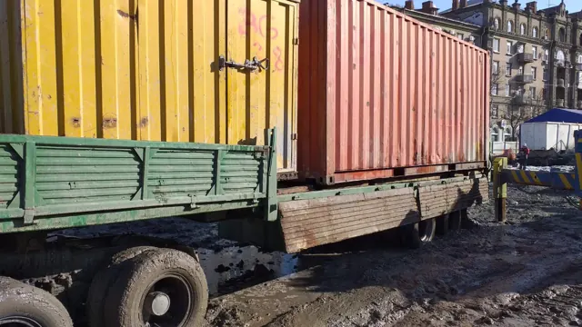 Контейнери на будмайданчик